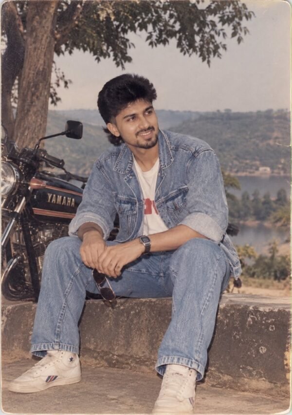 Mid-1985 Look AI Photo Editing Prompt